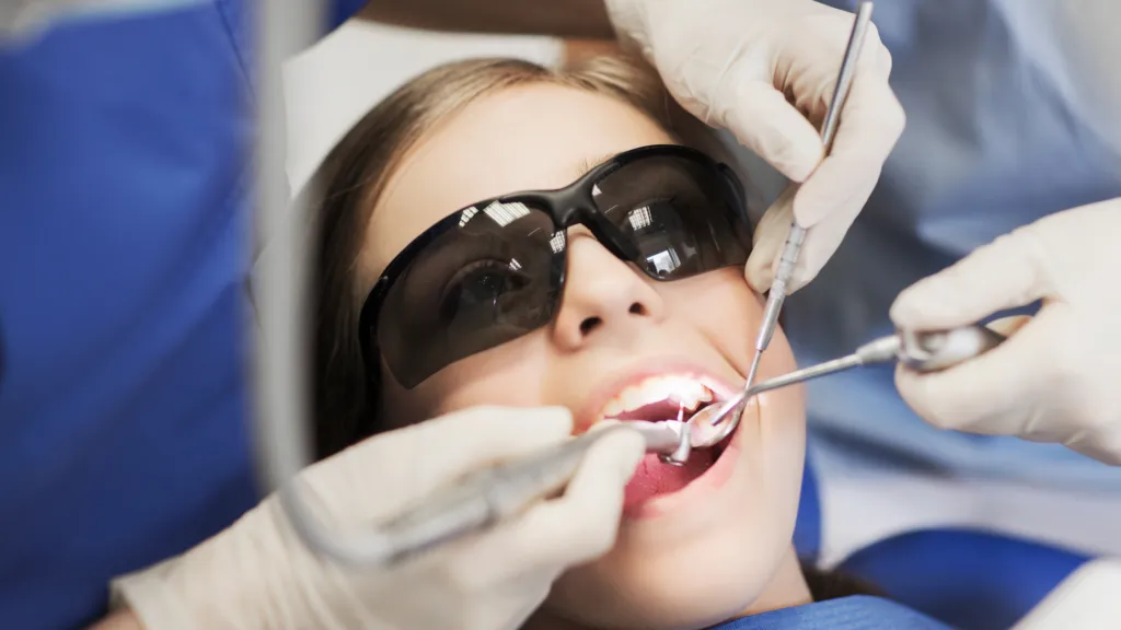 https://decare23.proactivedigital.ie/wp-content/uploads/2024/03/Ask-the-Experts-Dental-Visits-pic-1-640x300-c-default.webp