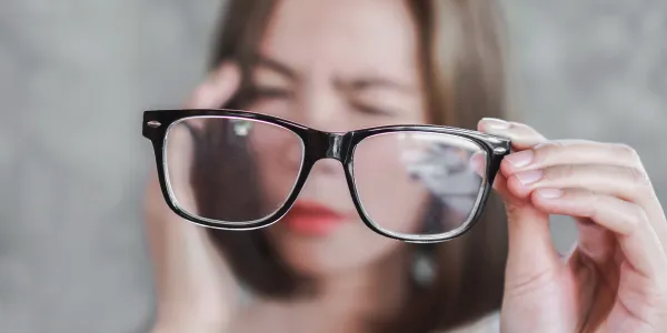 https://decare23.proactivedigital.ie/wp-content/uploads/2024/03/Blurred-vision-1.webp
