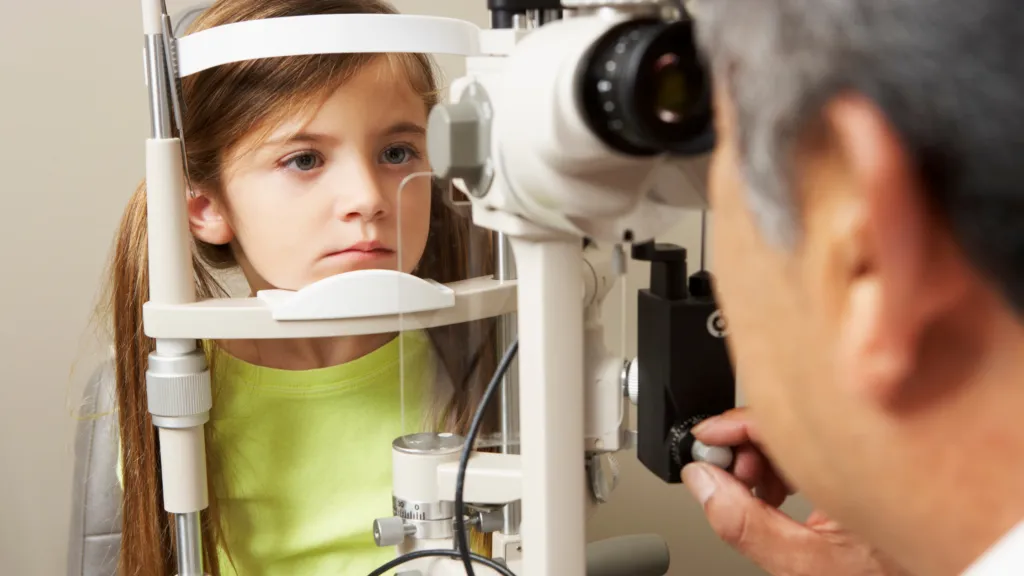 https://decare23.proactivedigital.ie/wp-content/uploads/2024/03/Childs-eye-health-blog-640x300-c-default.webp