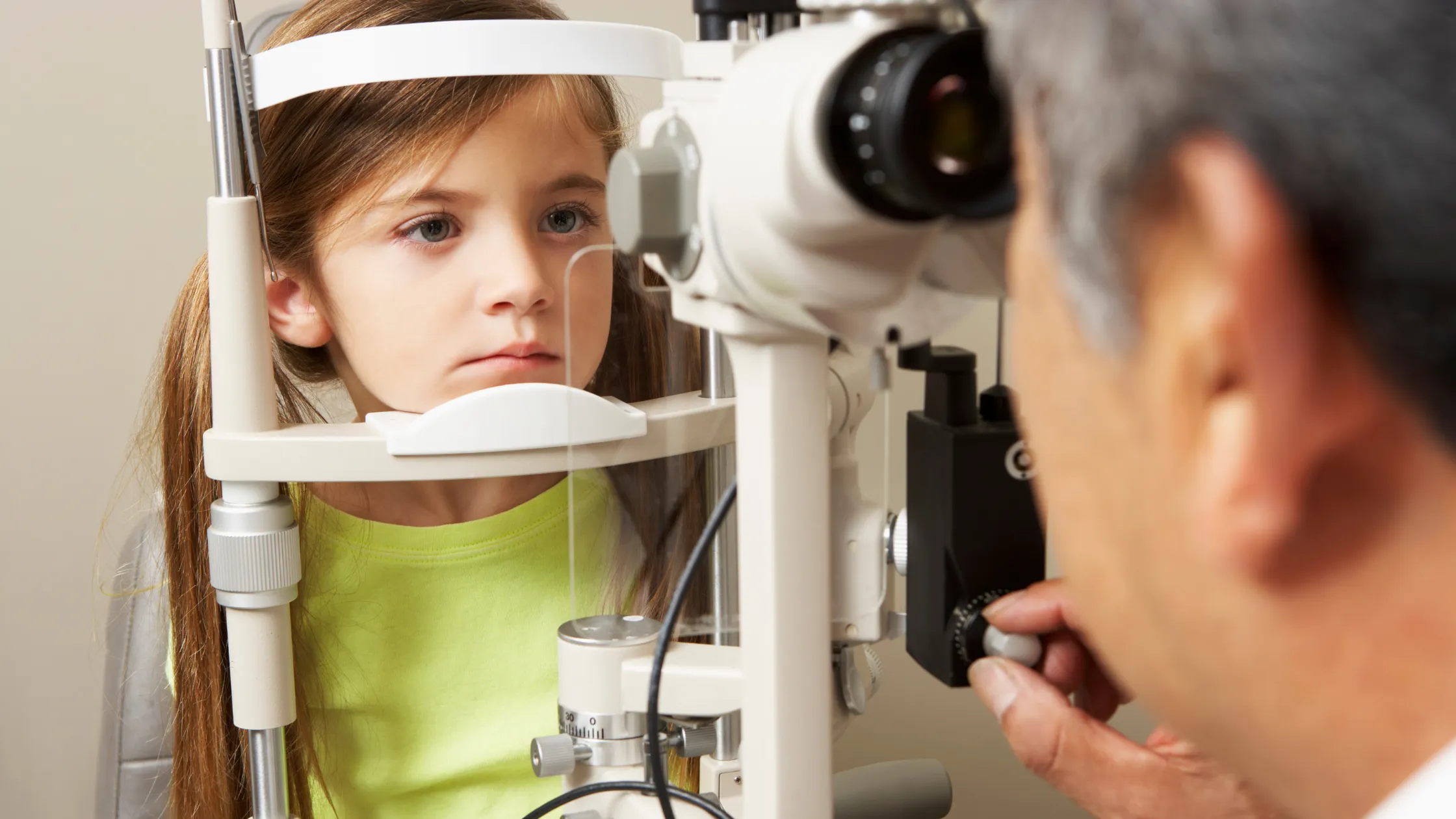 https://decare23.proactivedigital.ie/wp-content/uploads/2024/03/Childs-eye-health-blog.webp