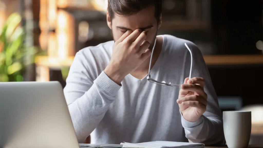 https://decare23.proactivedigital.ie/wp-content/uploads/2024/03/Digital-Eye-Strain-640x300-c-default.webp