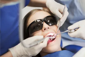 https://decare23.proactivedigital.ie/wp-content/uploads/2024/03/Gingivitis-CP.webp