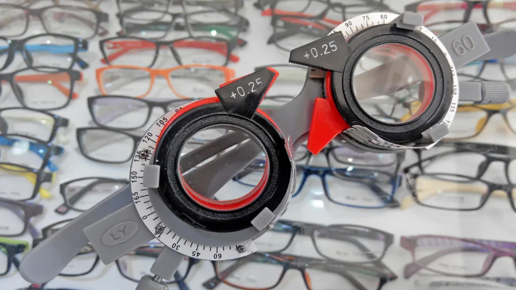 https://decare23.proactivedigital.ie/wp-content/uploads/2024/03/Near-Far-sighted-CP-640x300-c-default.webp