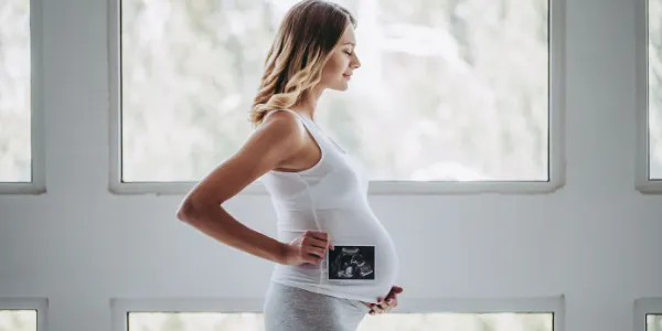 https://decare23.proactivedigital.ie/wp-content/uploads/2024/03/Pregnancy-blog-CP-1.webp