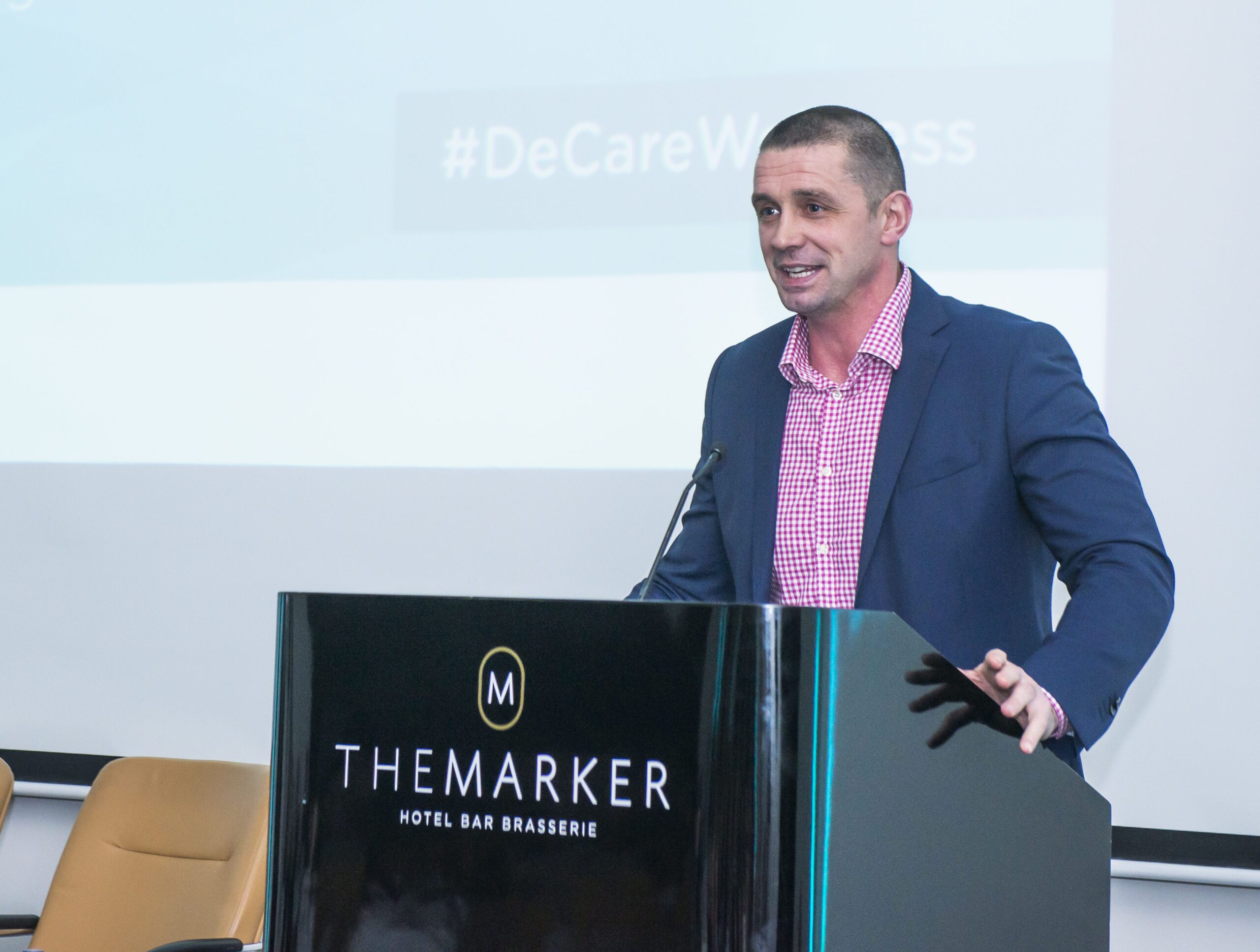 DeCare Dental_76
