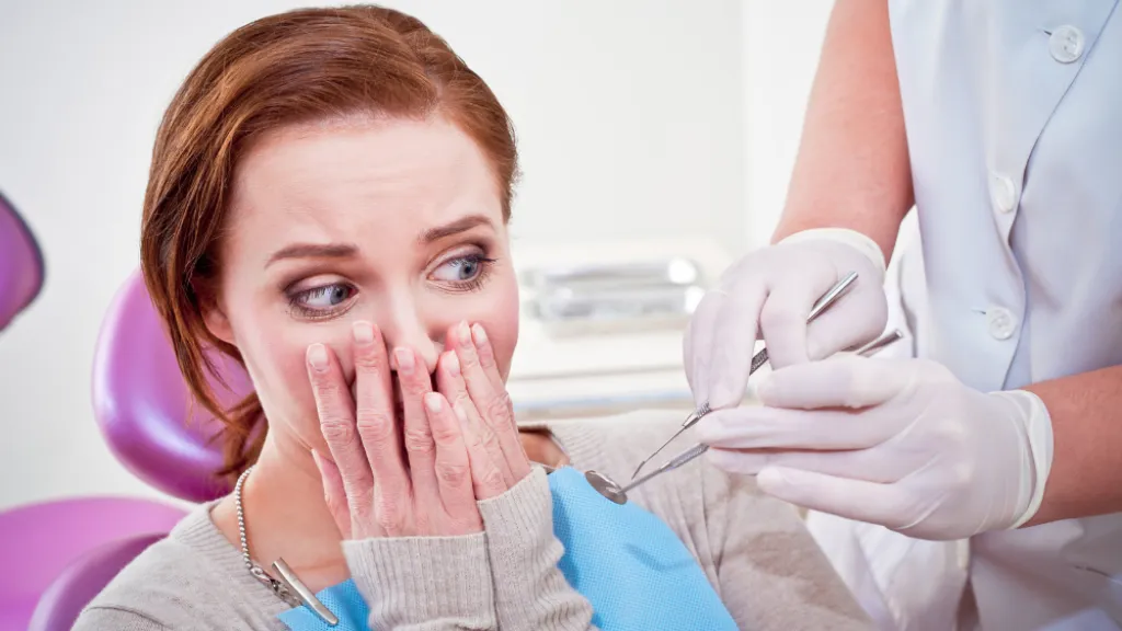 https://decare23.proactivedigital.ie/wp-content/uploads/2024/03/dental-anxiety-CP-640x300-c-default.webp