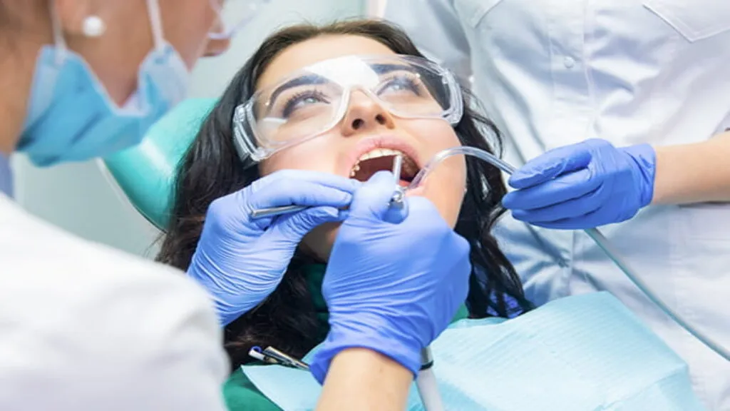 https://decare23.proactivedigital.ie/wp-content/uploads/2024/03/dental-blog-feature-640x300-c-default.webp
